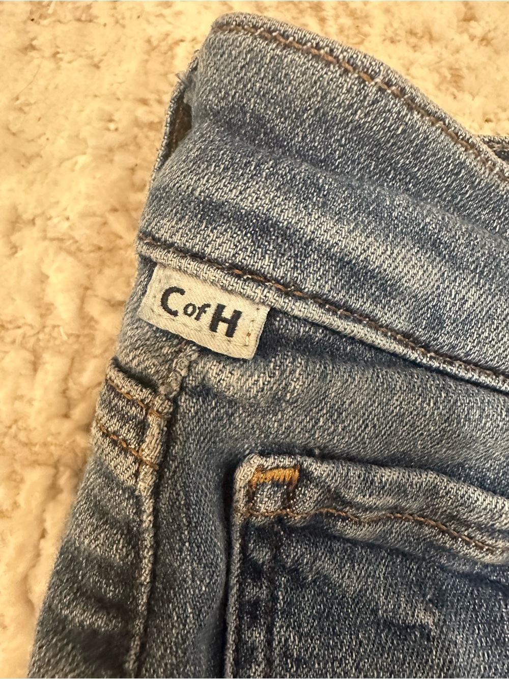 Citizens of Humanity Isola Bootcut Cropped Jeans Size 30 Vintage Wash Raw Hem - Picture 10 of 10